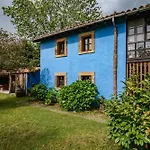 La Quintana De La Foncalada Country house *